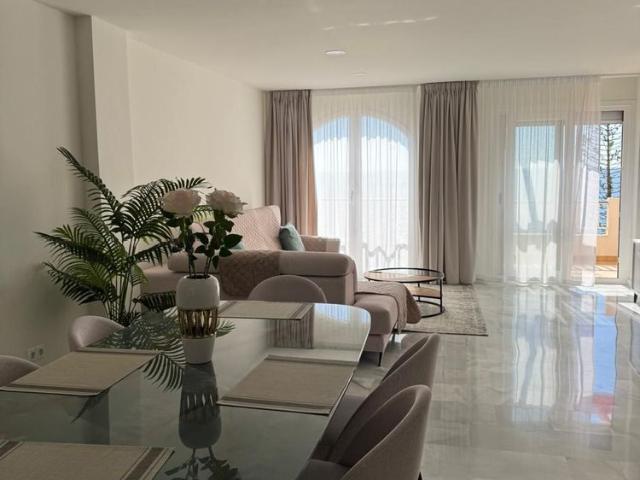 Middle Floor Apartment in Estepona