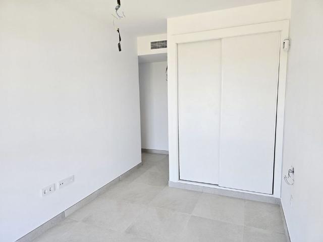 Middle Floor Apartment in La Cala