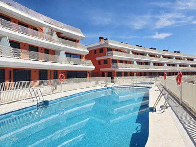 Middle Floor Apartment in La Cala