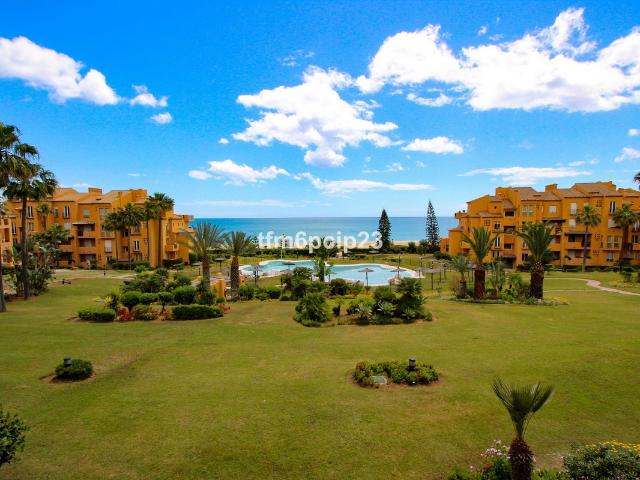 Middle Floor Apartment in La Duquesa
