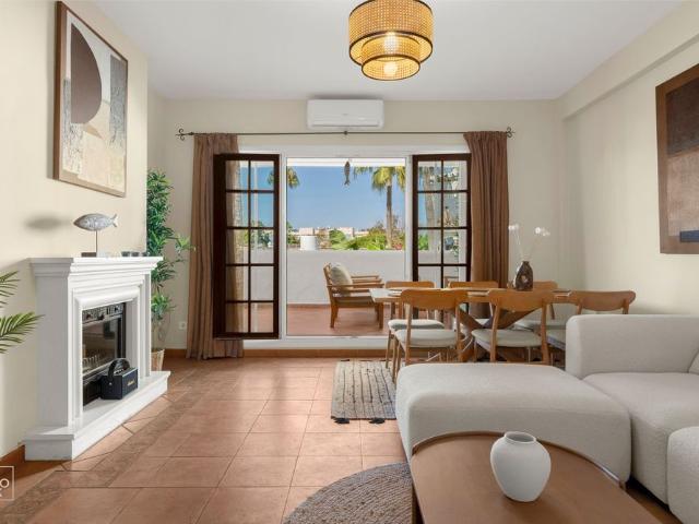 Middle Floor Apartment in Puerto Banús