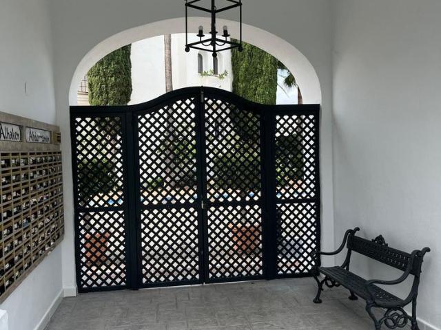 Middle Floor Apartment in Puerto Banús