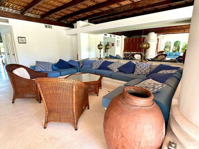 Middle Floor Apartment in Puerto Banús