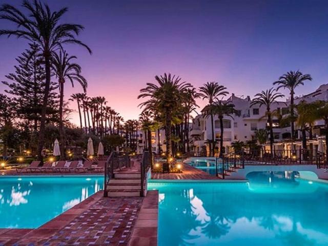 Middle Floor Apartment in Puerto Banús