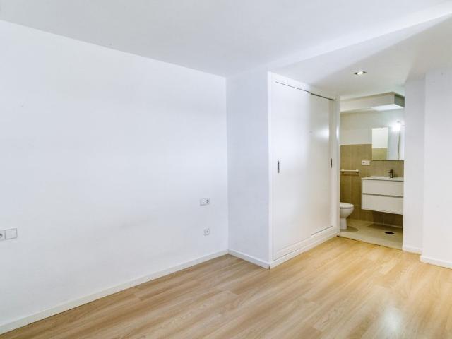 Middle Floor Apartment in Puerto Banús