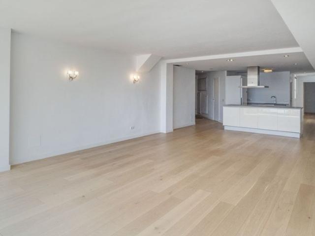 Middle Floor Apartment in Puerto Banús