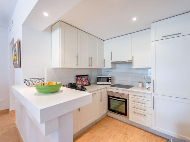 Middle Floor Apartment in Río Real