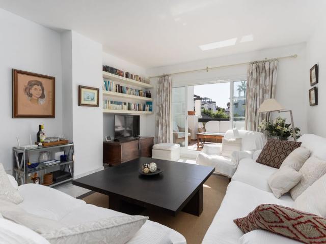 Middle Floor Apartment in San Pedro de Alcántara