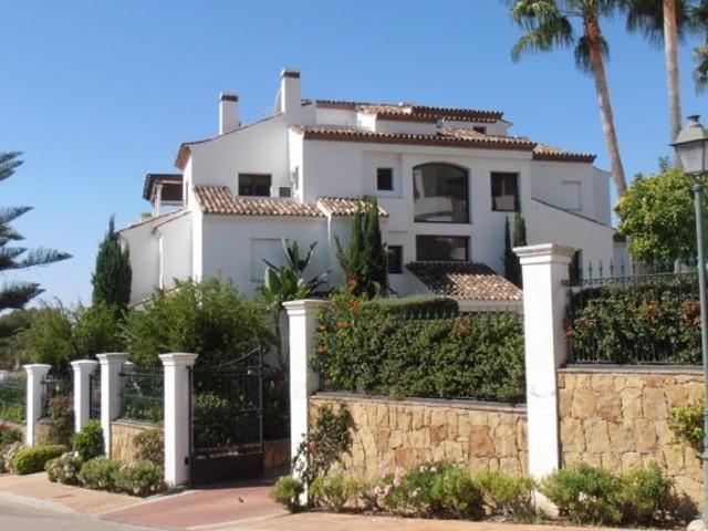 Middle Floor Apartment in Sierra Blanca