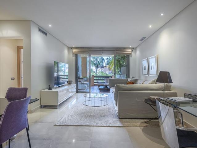 Middle Floor Apartment in The Golden Mile