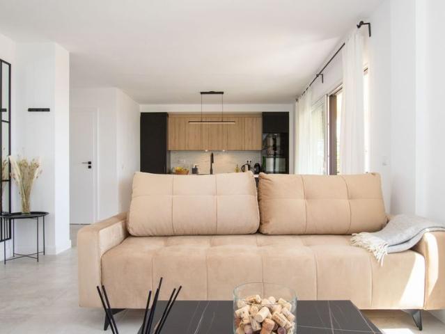 Middle Floor Apartment in Torrenueva