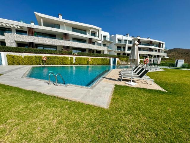 Middle Floor Apartment La Quinta