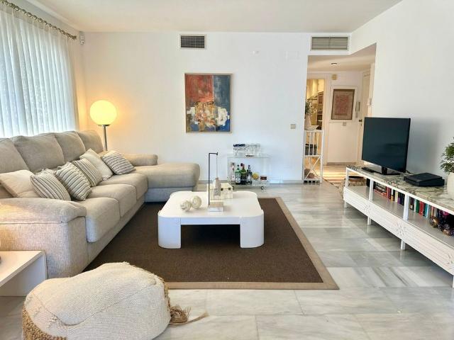 Middle Floor Apartment · Puerto Banús