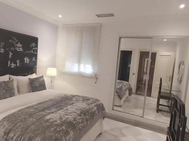 Middle Floor Apartment · Puerto Banús