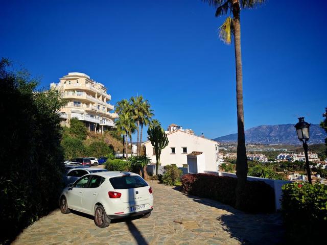 Middle Floor Apartment · Riviera Del Sol