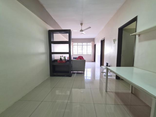 Middle Floor Pangsapuri Segar Perdana Taman Segar Perdana