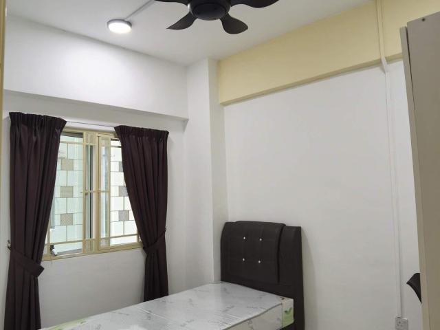 Middle Single Room @ Kepong Central Condo