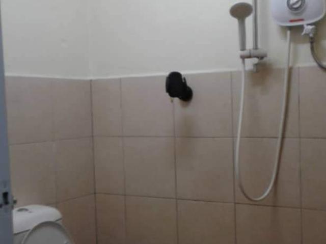Middle room