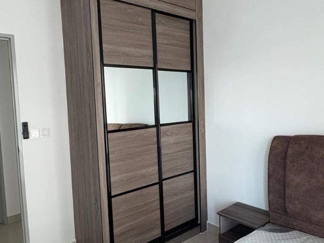 Middle Room
