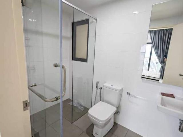 Middle room