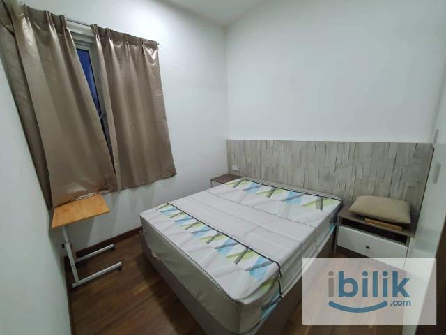Middle Room