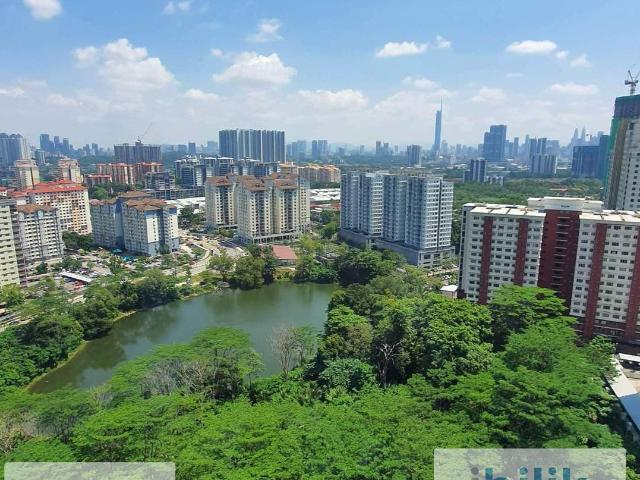 Middle Room | Utilities+WiFi+Cleaning Included | Near HUKM & Sunway Velocity