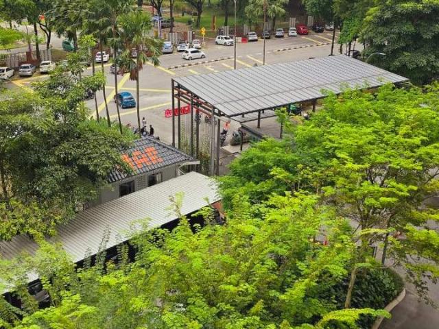Middle Room | Utilities+WiFi+Cleaning Included | Near HUKM & Sunway Velocity