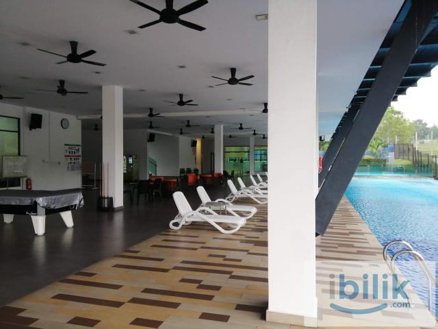 Middle Room with attached bathroom and Free Clubhouse member