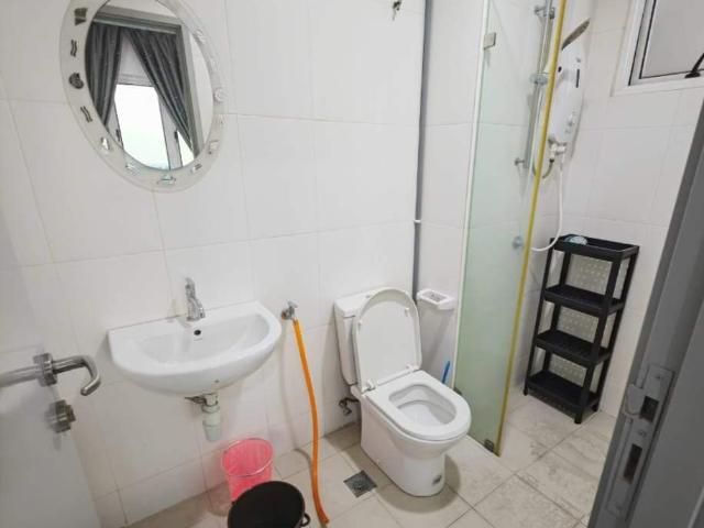 Middle room zenith residence [mix unit]