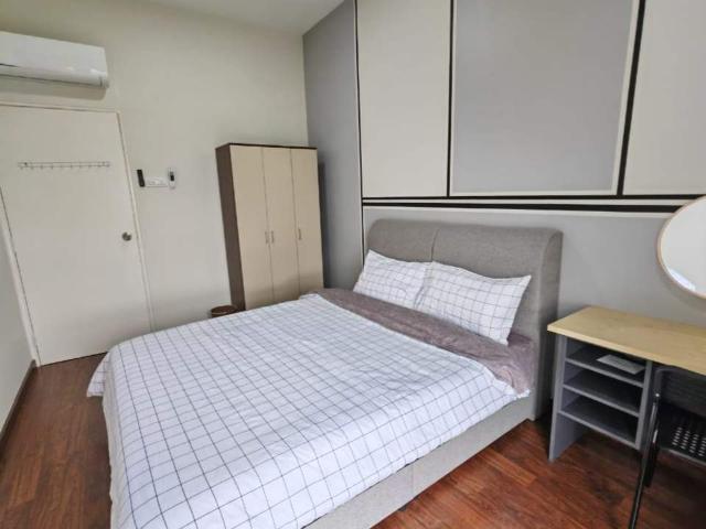 Middle room andes [mixed unit]