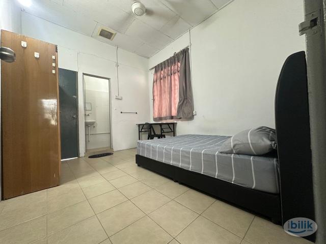 Middle Room at Taman Chai Leng, Seberang Jaya