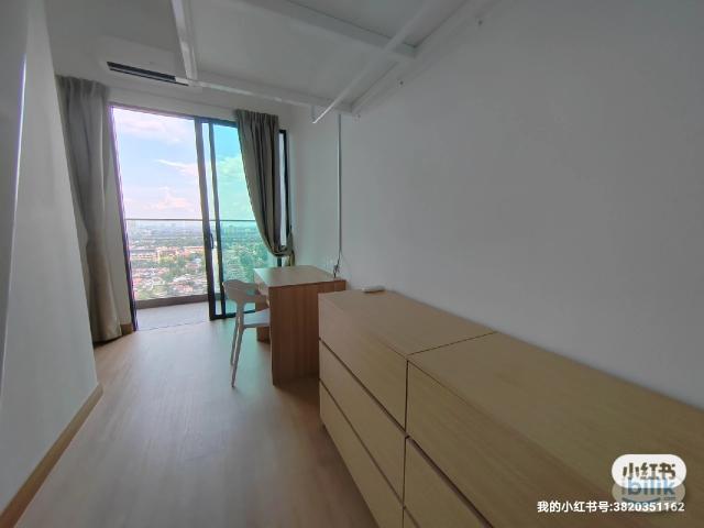 Middle Room at The Grand Subang SS15, Subang Jaya