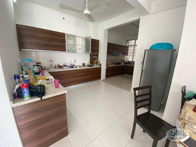 Middle Room at The One, Bayan Baru