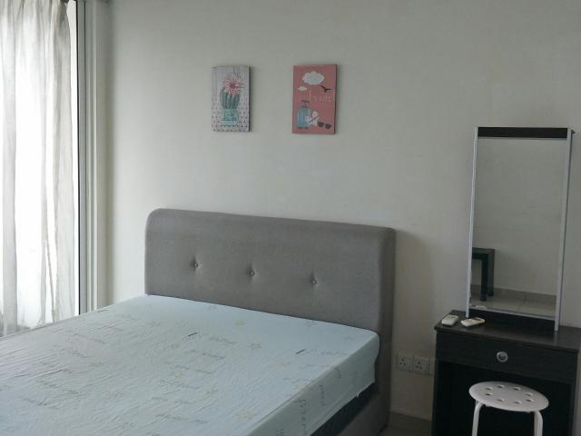 Middle Room at The Zest, Bandar Kinrara
