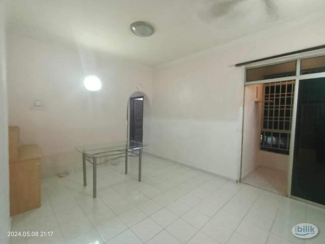 Middle Room at Villa Kejora, Relau