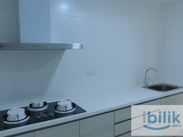 Middle Room at Windows On The Park, Bandar Tun Hussein Onn