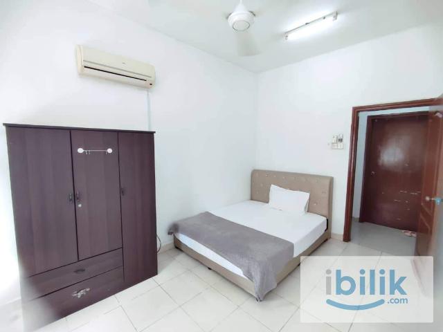 Middle Room at Bandar Utama, Petaling Jaya