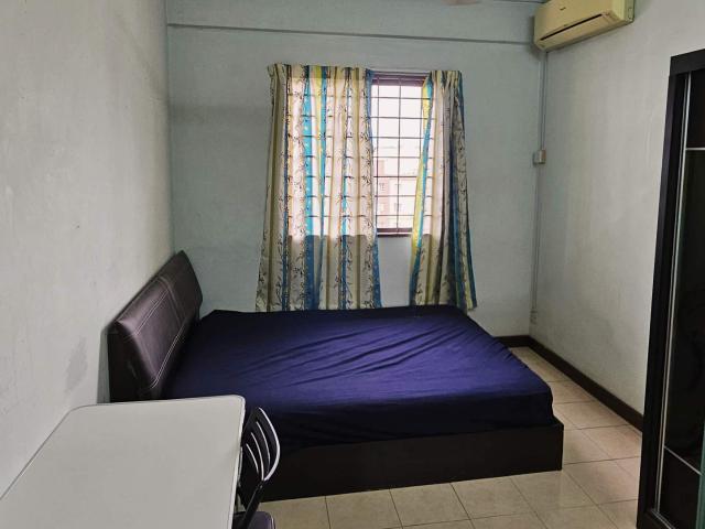 Middle Room at Bayu Tasik 2, Bandar Sri Permaisuri