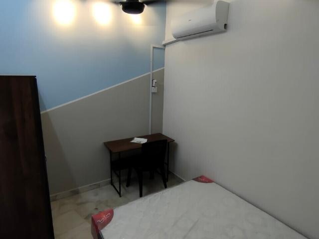 Middle Room at Berjaya Park, Shah Alam