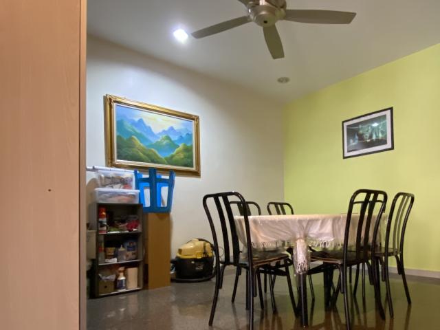 Middle Room at BU10, Bandar Utama