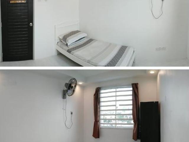 Middle Room at Jln Van Praagh, Jelutong, Penang