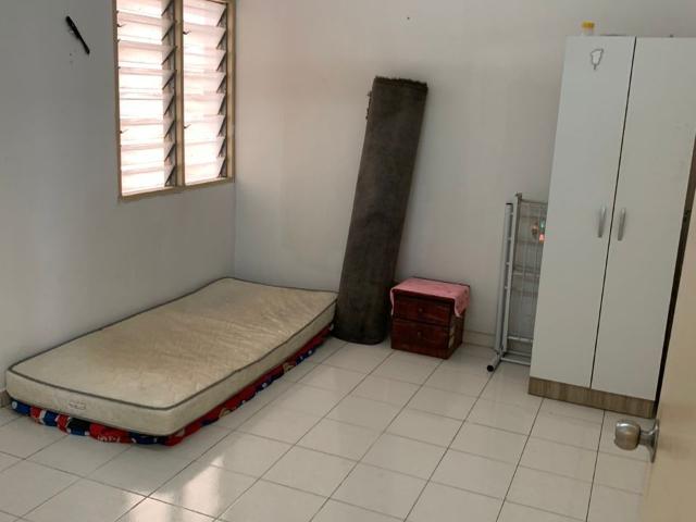 MIDDLE Room at Lagoon Perdana, Bandar Sunway 6 min walking to SUNWAY GEO, SUNWAY HOSPITAL MEDICAL CENTER, BRT