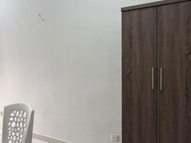 Middle Room at Lagoon View, Bandar Sunway