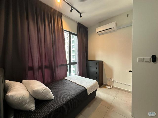Middle Room at Meta Residences Putra Permai, Seri Kembangan