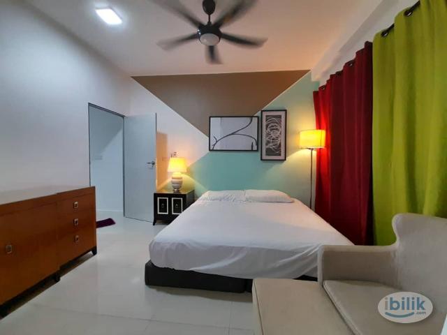 Middle Room at Nadayu 801 @ Subang Murni, Shah Alam