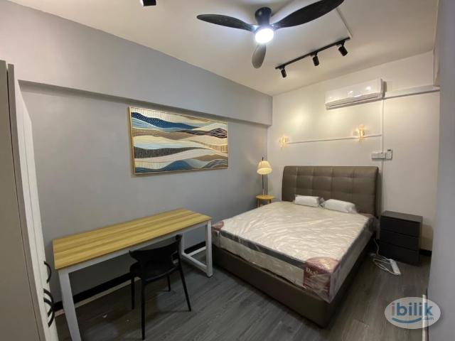 Middle Room at Pacific Place, Ara Damansara