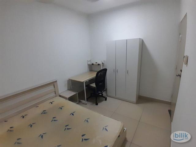 Middle Room at Pacific Place, Ara Damansara