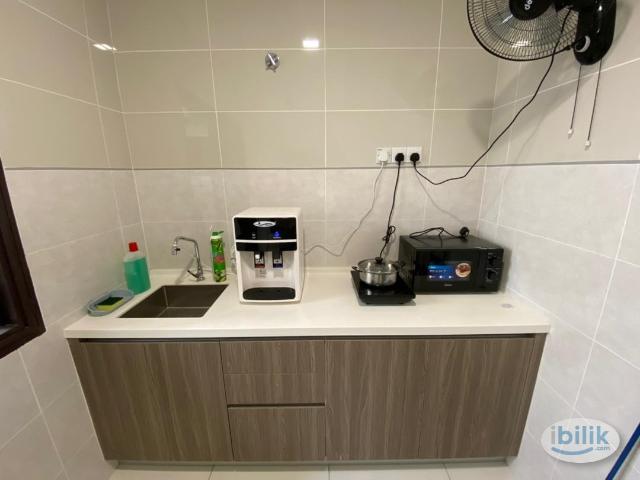 Middle Room at Paraiso Residence, Bukit Jalil