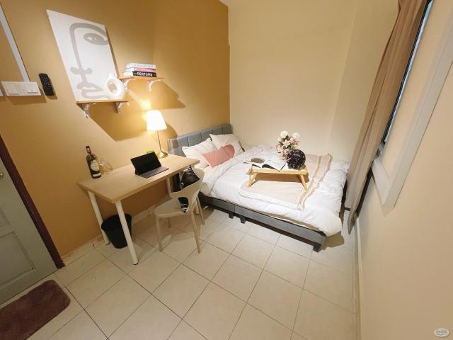 Middle Room at Pelangi Damansara, Bandar Utama