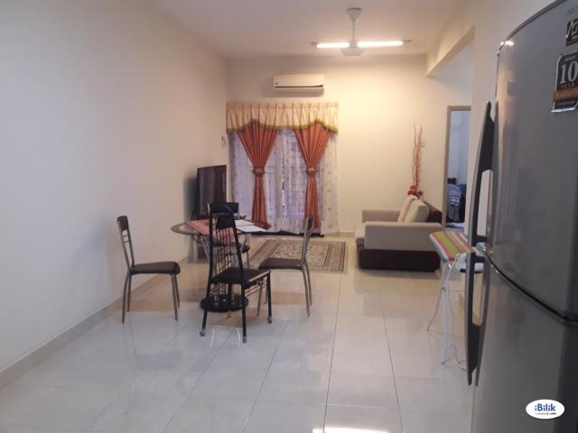 Middle Room at Pelangi Utama Condo